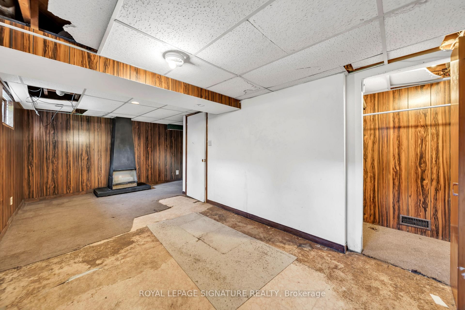 832 Zator Avenue, Pickering, ON