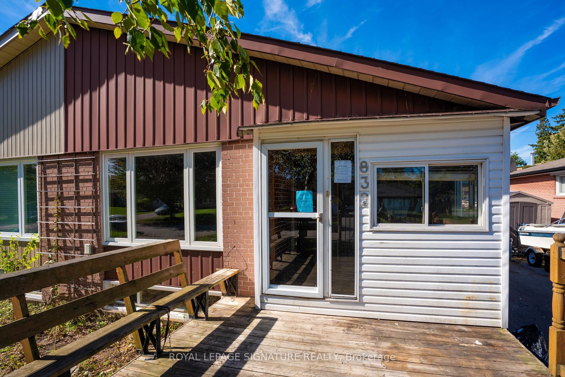 832 Zator Avenue, Pickering, ON