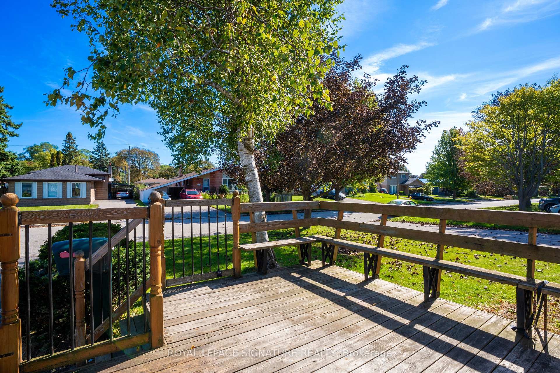 832 Zator Avenue, Pickering, ON