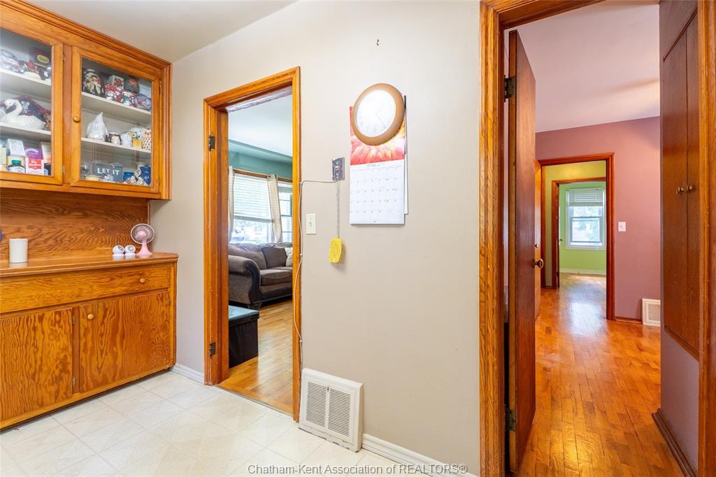 42 Canterbury Street, Chatham, ON