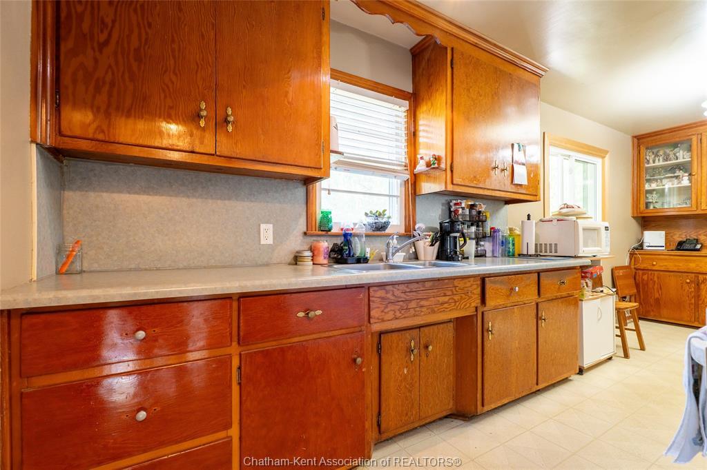 42 Canterbury Street, Chatham, ON
