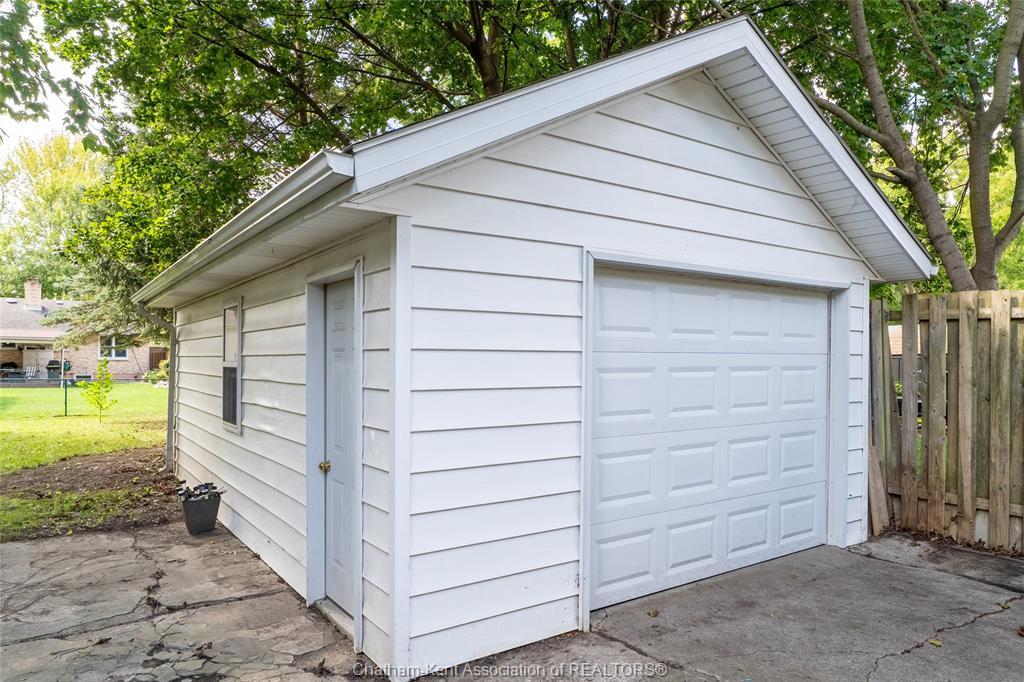 42 Canterbury Street, Chatham, ON