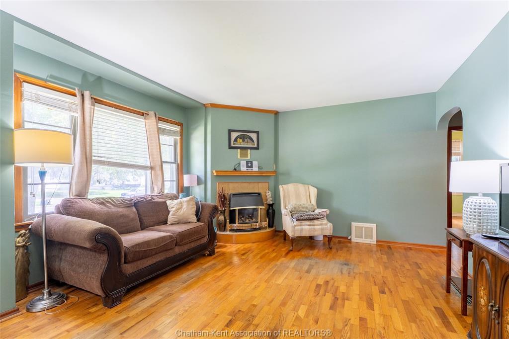 42 Canterbury Street, Chatham, ON