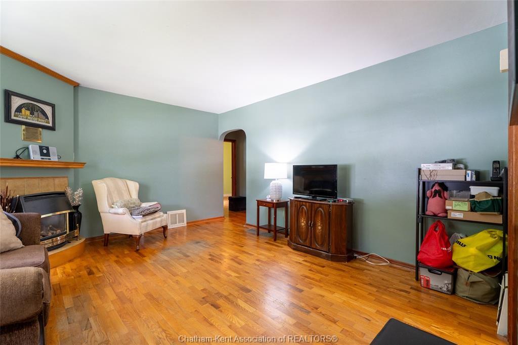 42 Canterbury Street, Chatham, ON
