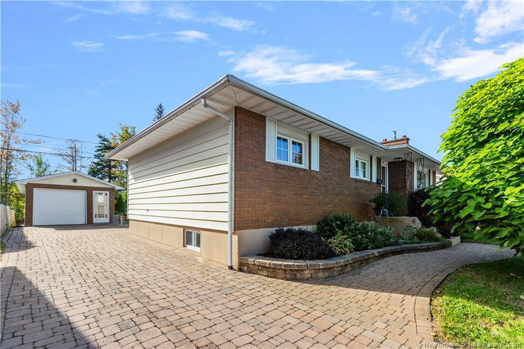 62 Ayer Ave, Moncton, NB