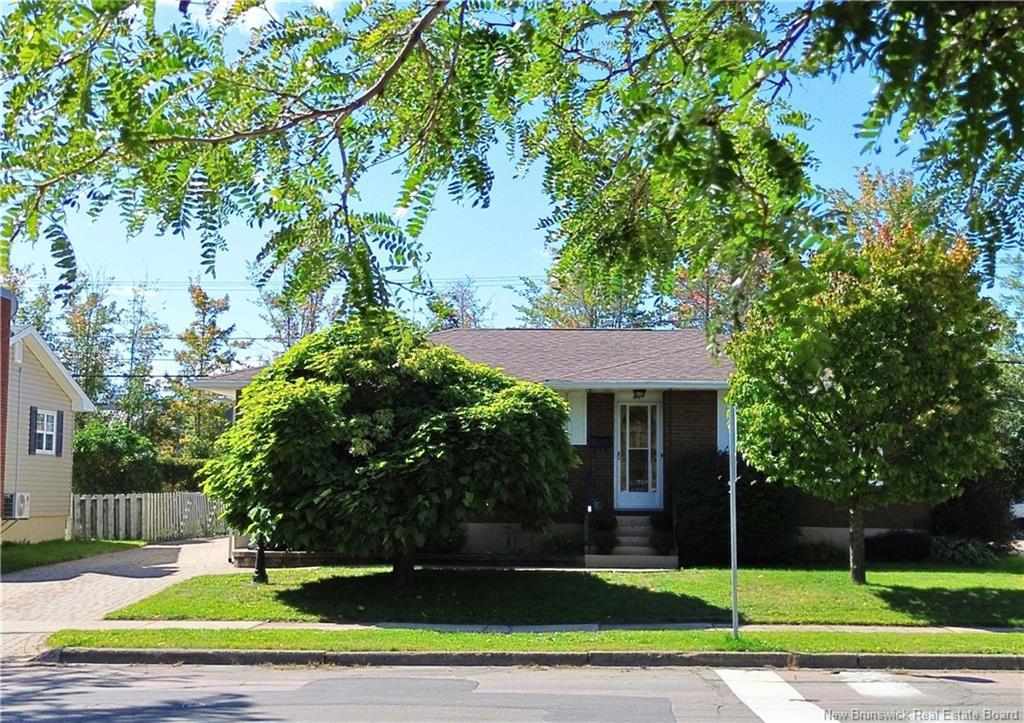 62 Ayer Ave, Moncton, NB
