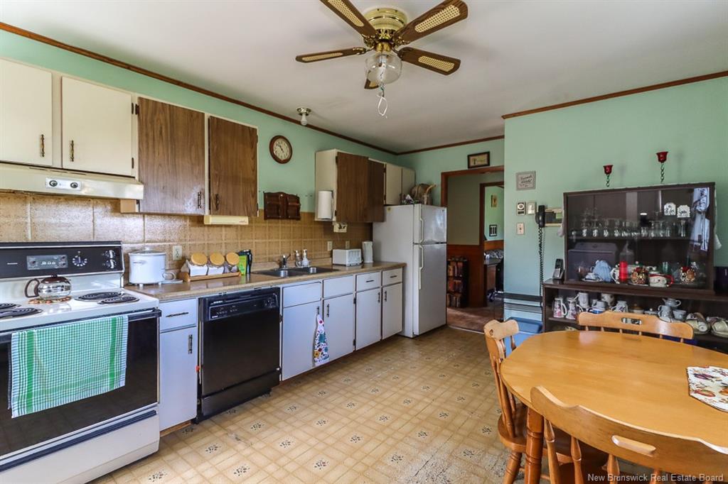 27 Chester Park Rd, St. Martins, NB