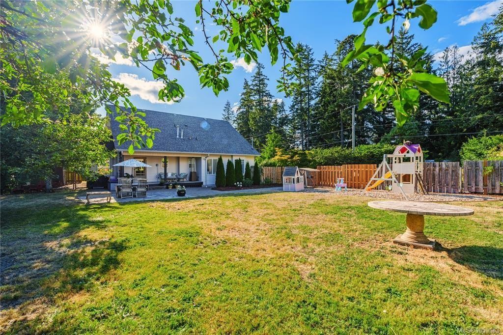 1940 Emma Way, Nanaimo, BC
