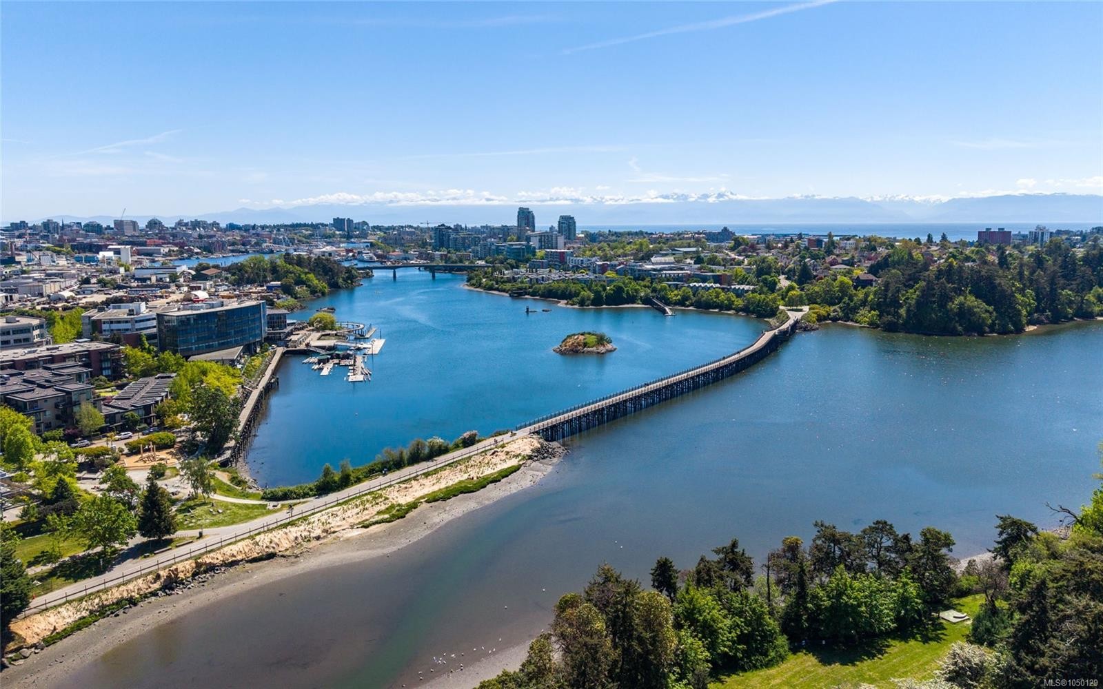 3154 Washington Ave, Victoria, BC
