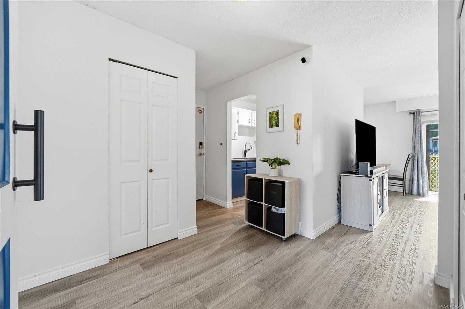#6-129 Sixth Ave East, Qualicum Beach, BC