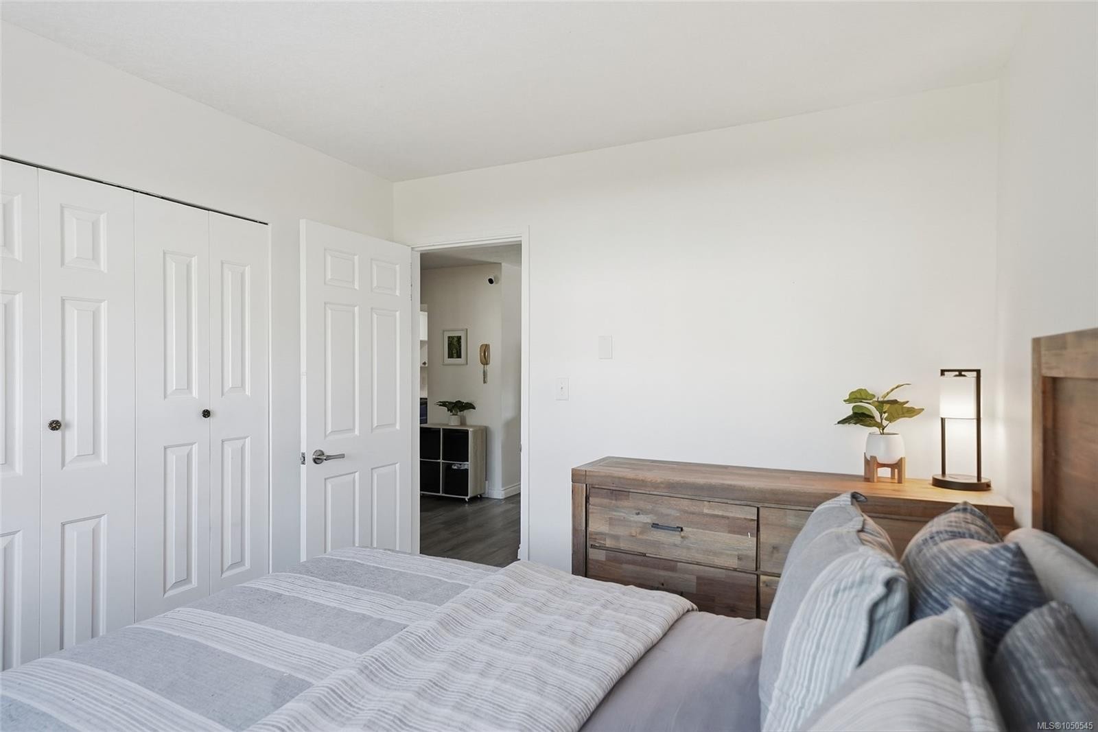 #6-129 Sixth Ave East, Qualicum Beach, BC