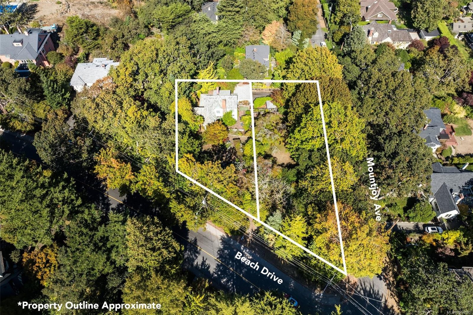 30 Beach Dr, Oak Bay, BC
