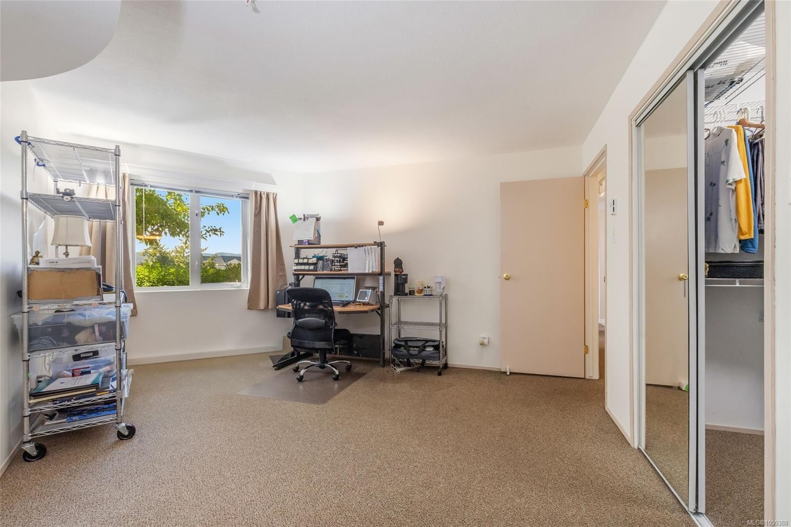 #111-4971 Songbird Pl, Nanaimo, BC