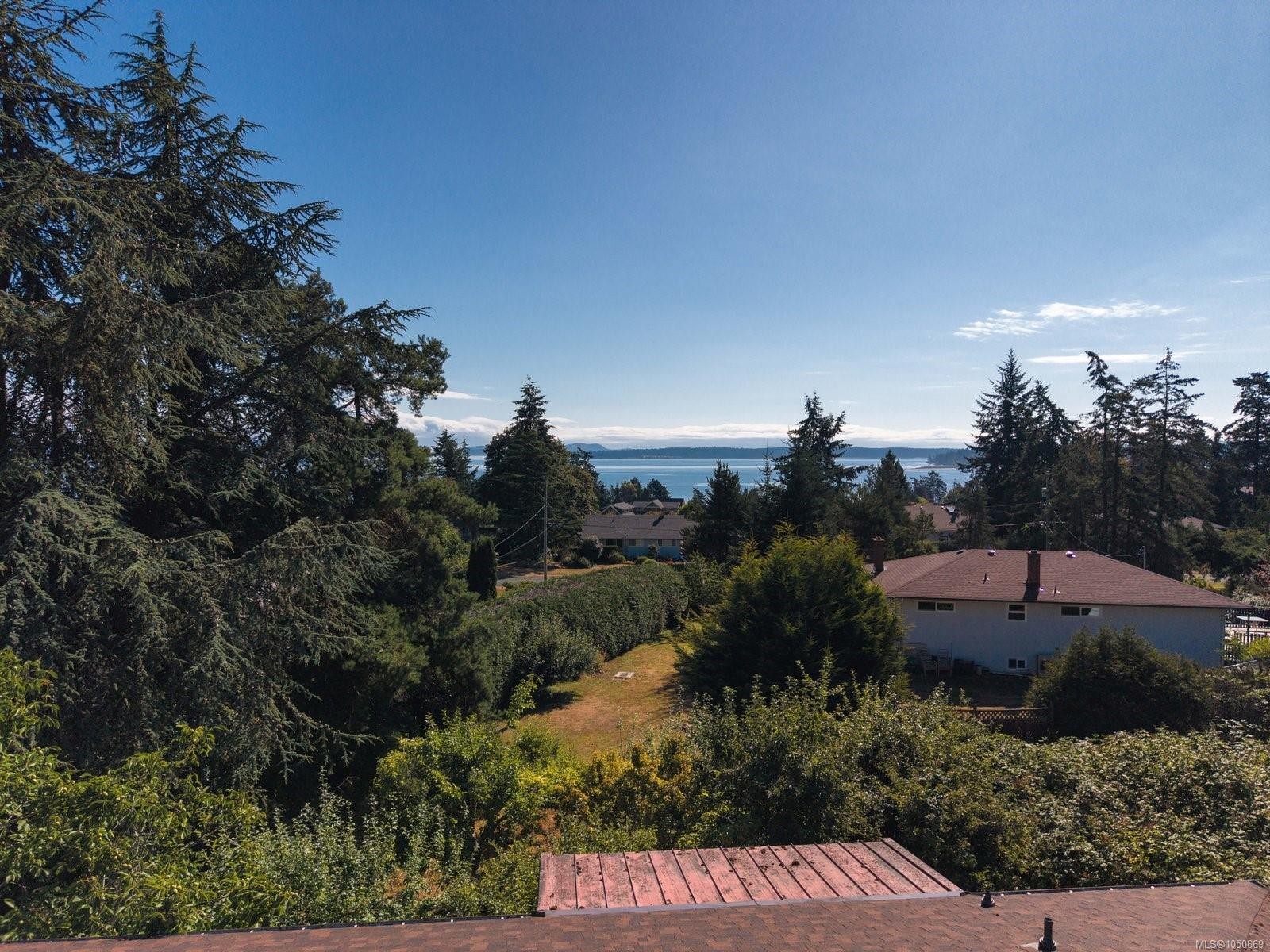 8625 Aldous Terr, North Saanich, BC