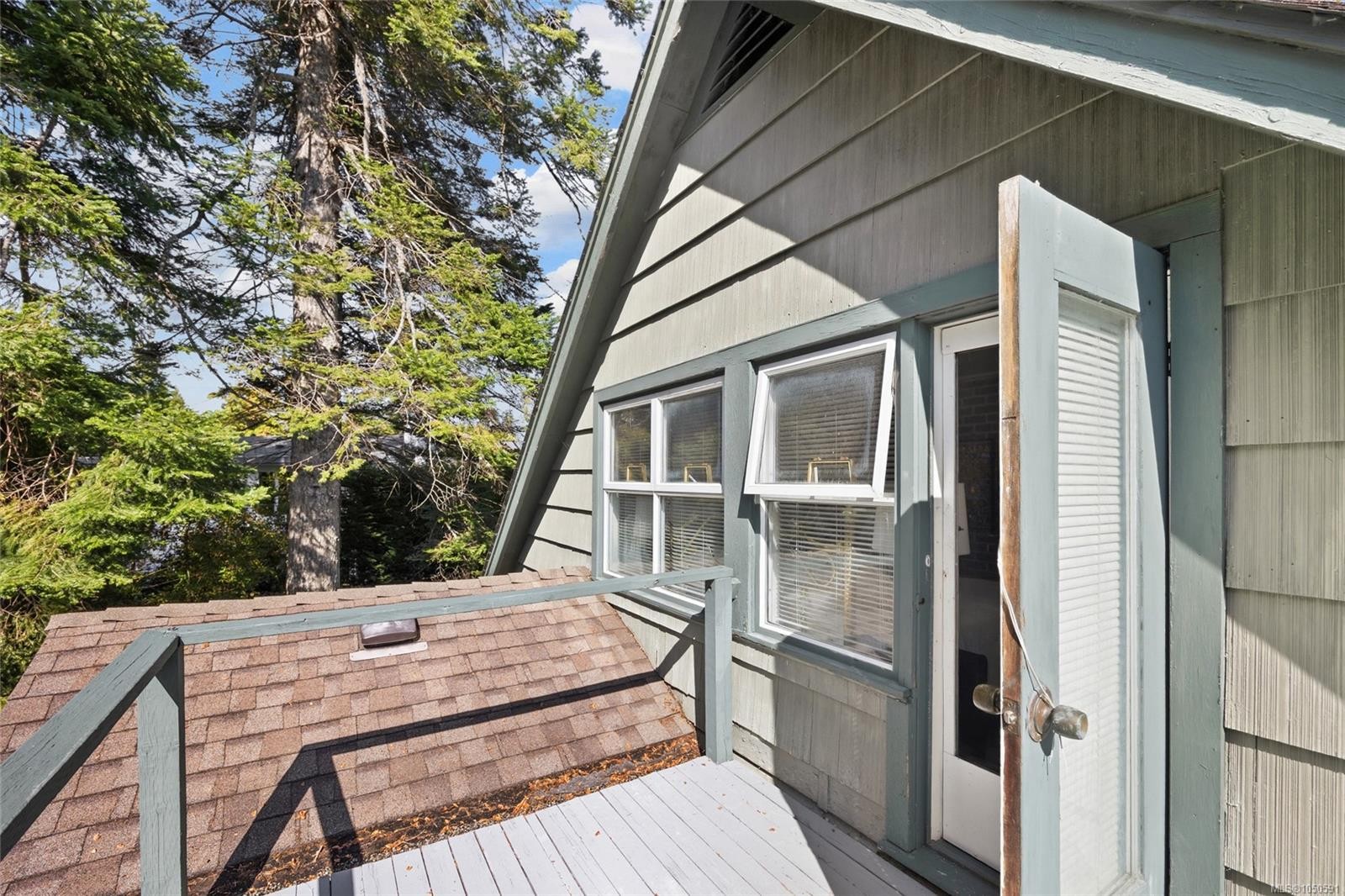 1719 Centennial Ave East, Comox, BC