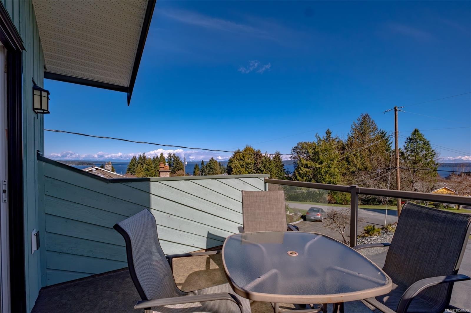 10870 Olsen Rd, Saltair, BC