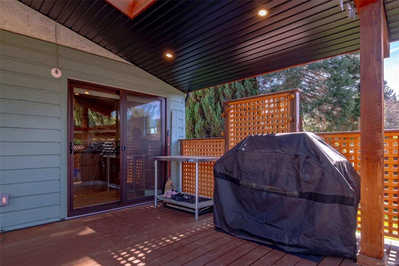 10870 Olsen Rd, Saltair, BC