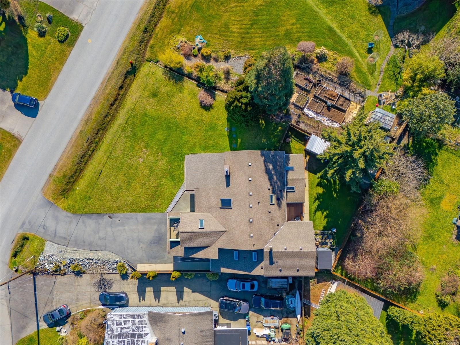 10870 Olsen Rd, Saltair, BC