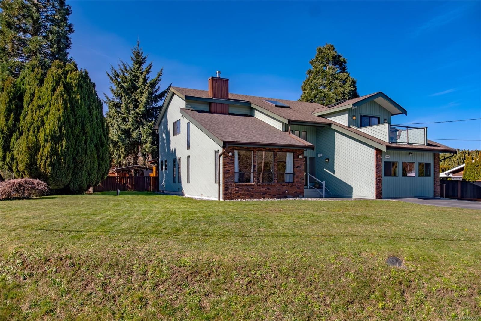 10870 Olsen Rd, Saltair, BC
