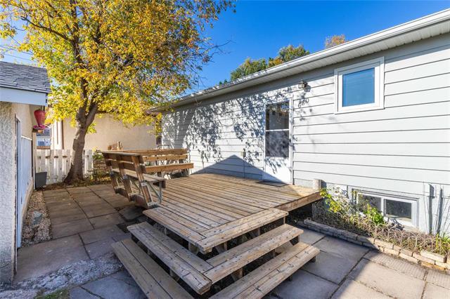 680 Government Ave, Winnipeg, MB