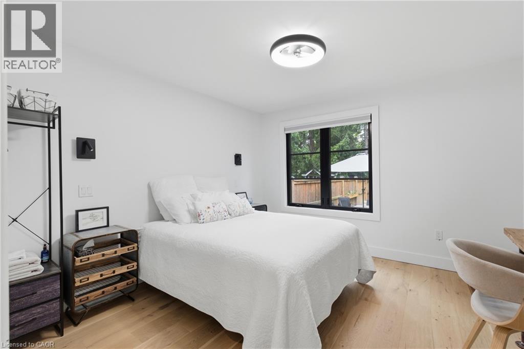 8 Dixie Avenue, Niagara-On-The-Lake, ON