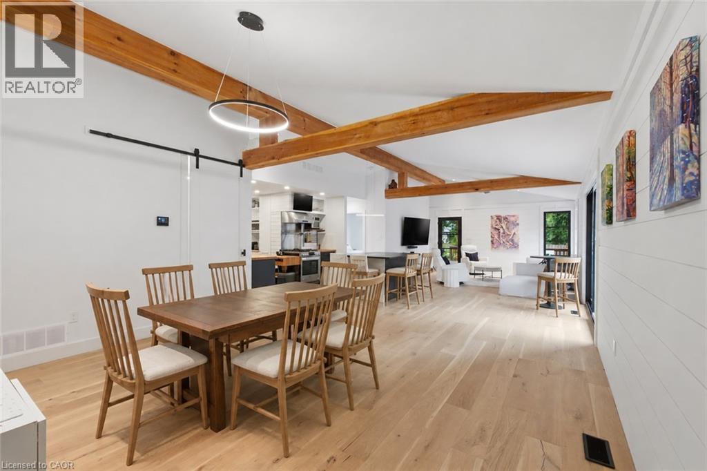 Virtually Staged - 8 Dixie Avenue, Niagara-On-The-Lake, ON