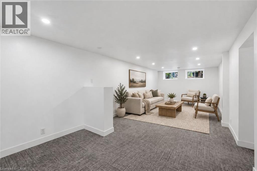 Virtually Staged - 8 Dixie Avenue, Niagara-On-The-Lake, ON