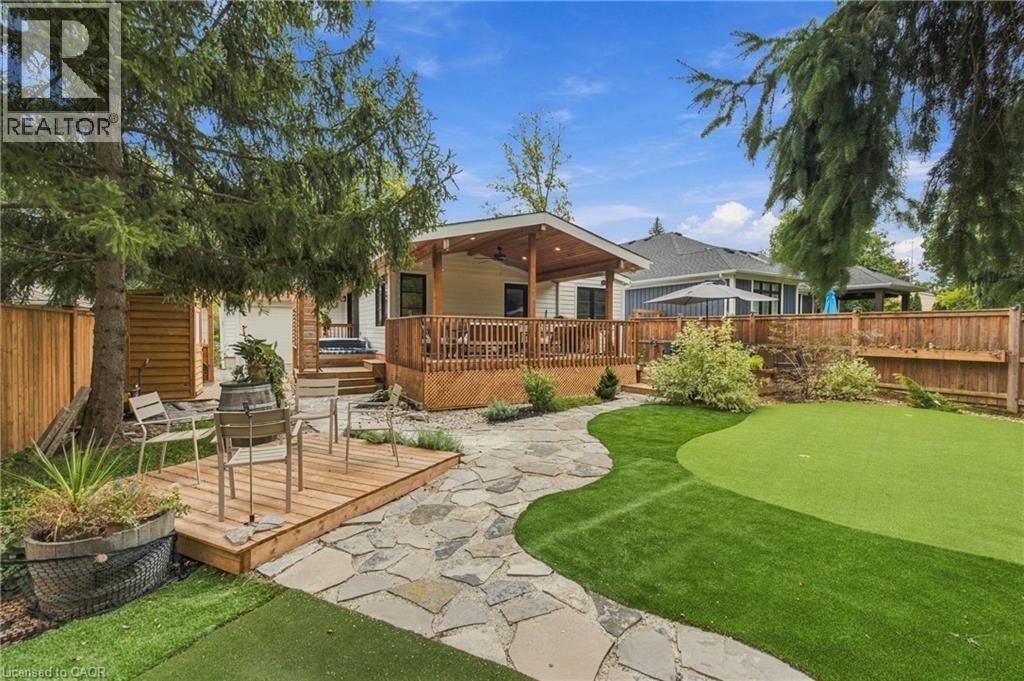 8 Dixie Avenue, Niagara-On-The-Lake, ON