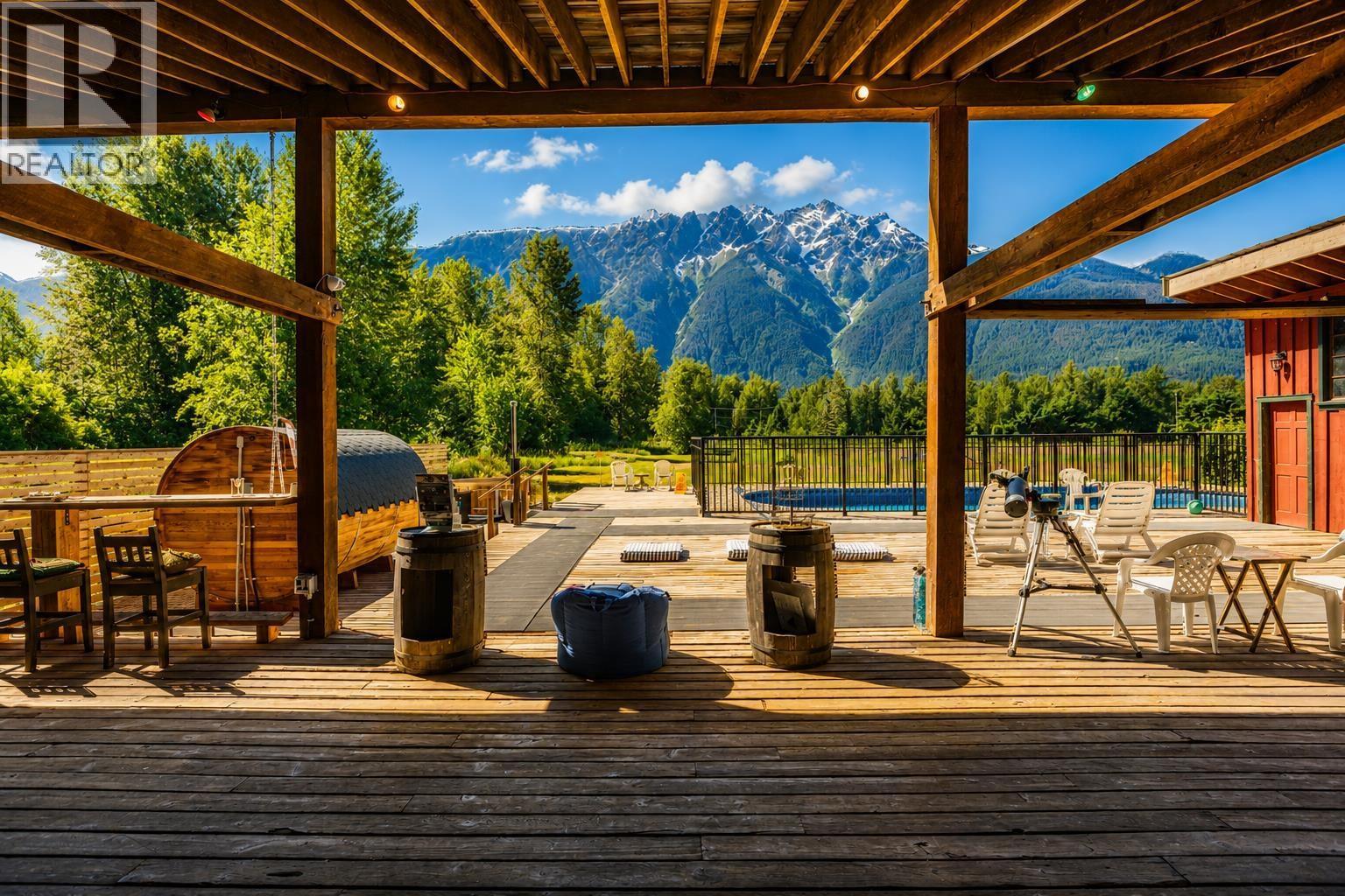 1641 Airport Road, Squamish, BC