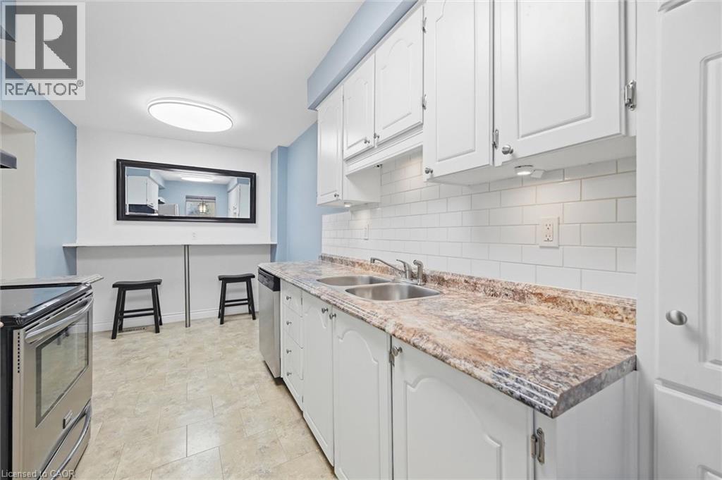 1548 Newlands Crescent Unit# 14, Burlington, ON