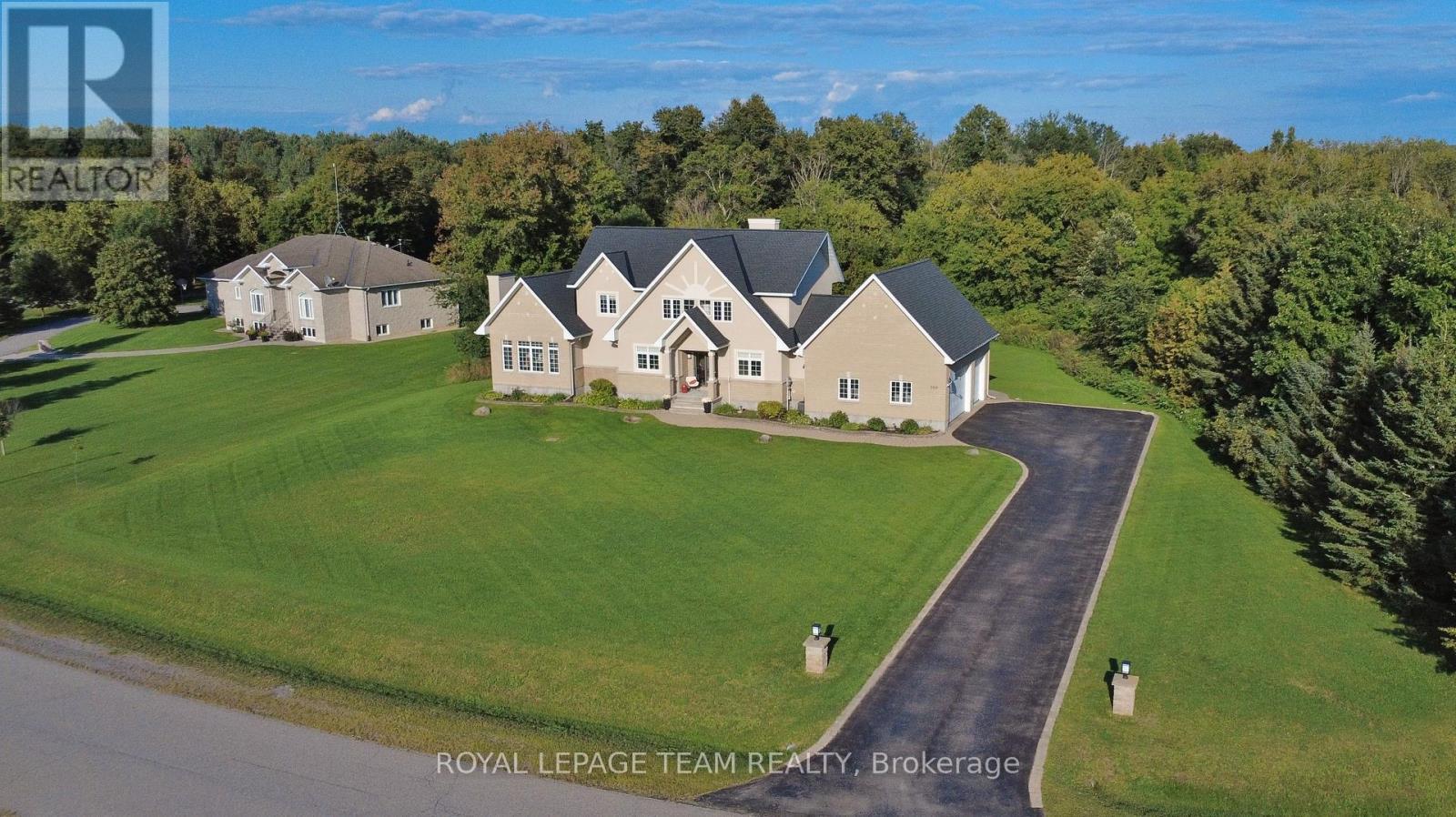 2515 Kearns Way, Ottawa, ON