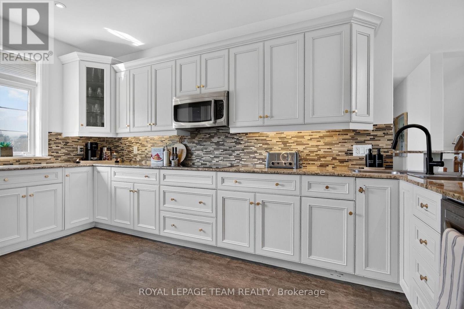 2515 Kearns Way, Ottawa, ON