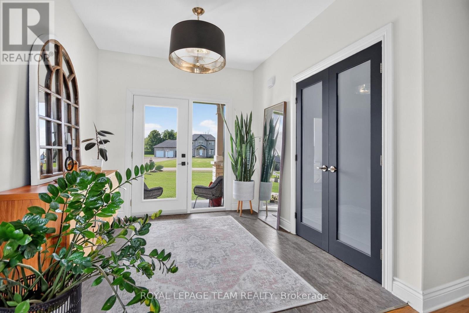 2515 Kearns Way, Ottawa, ON