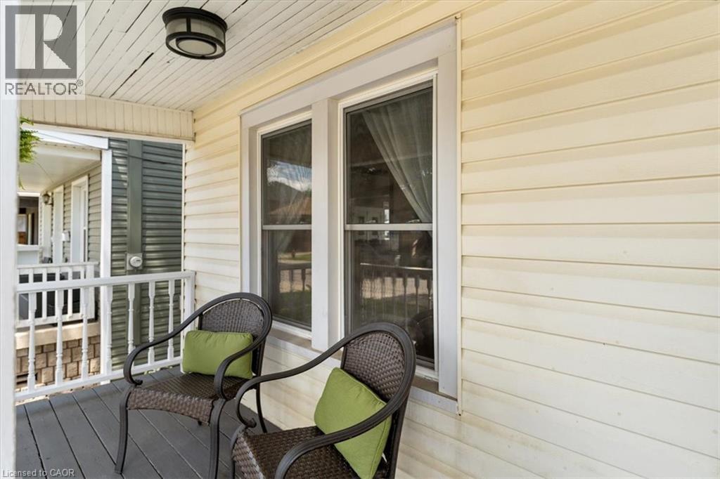 17 Craigmiller Avenue, Hamilton, ON