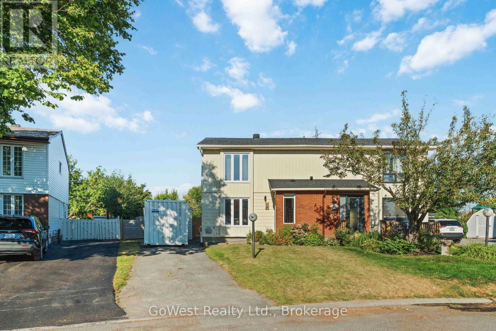 94 Fieldgate Drive, Ottawa, ON