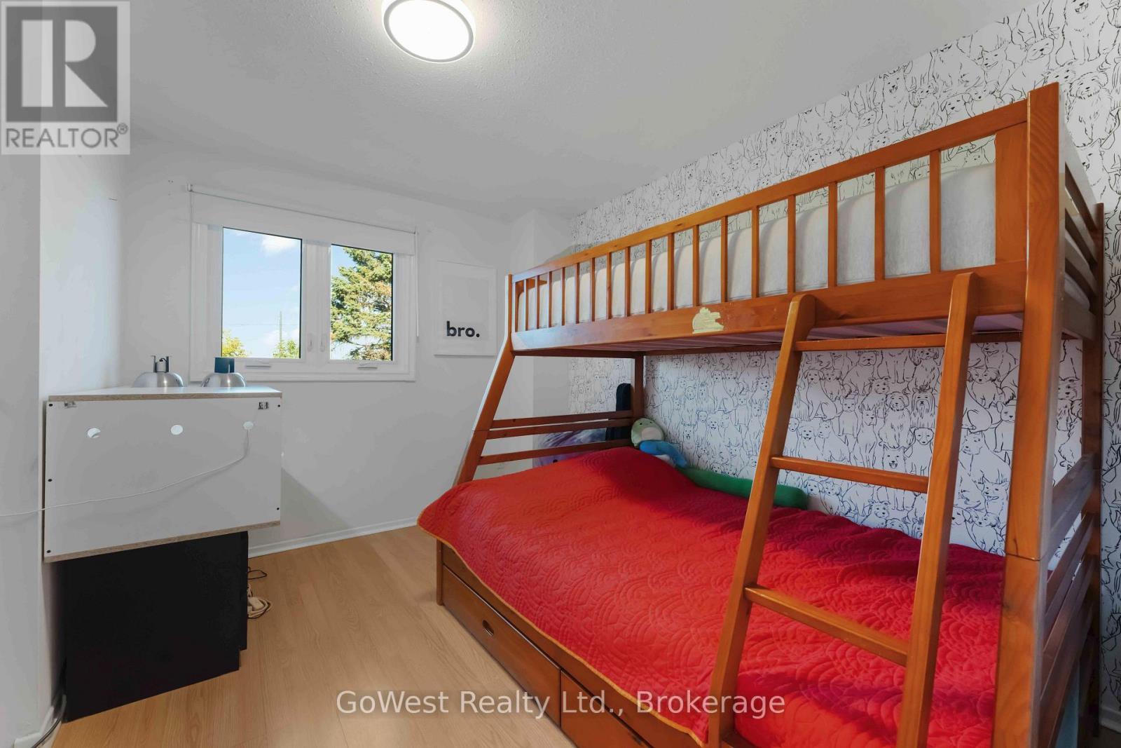 94 Fieldgate Drive, Ottawa, ON