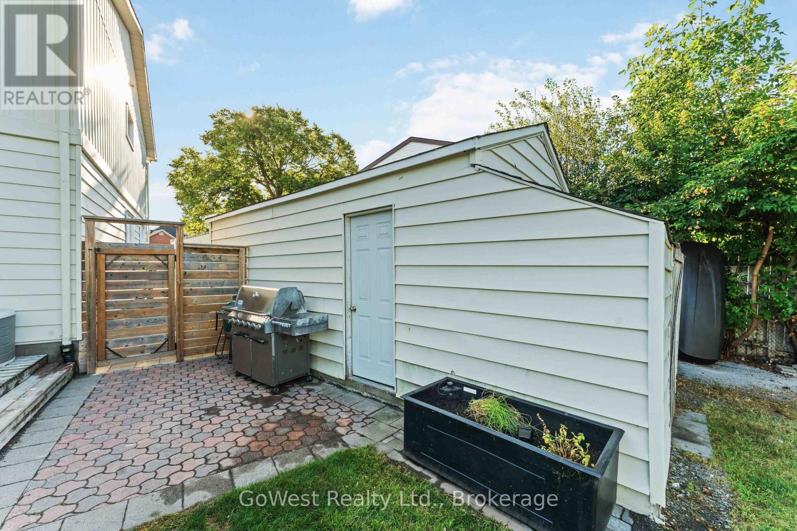 94 Fieldgate Drive, Ottawa, ON