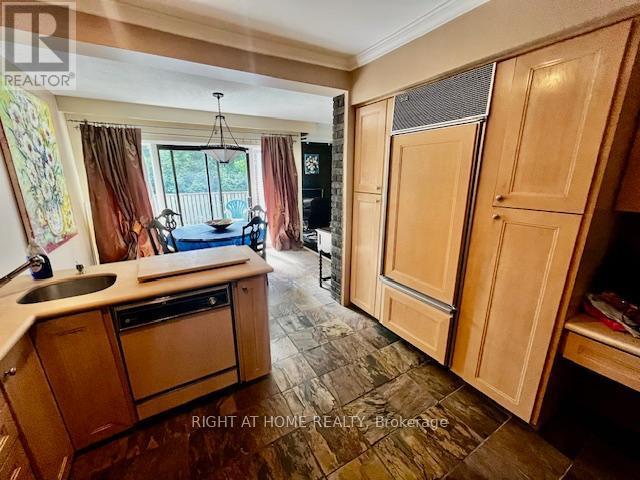 36 Forest Wood, Toronto, ON