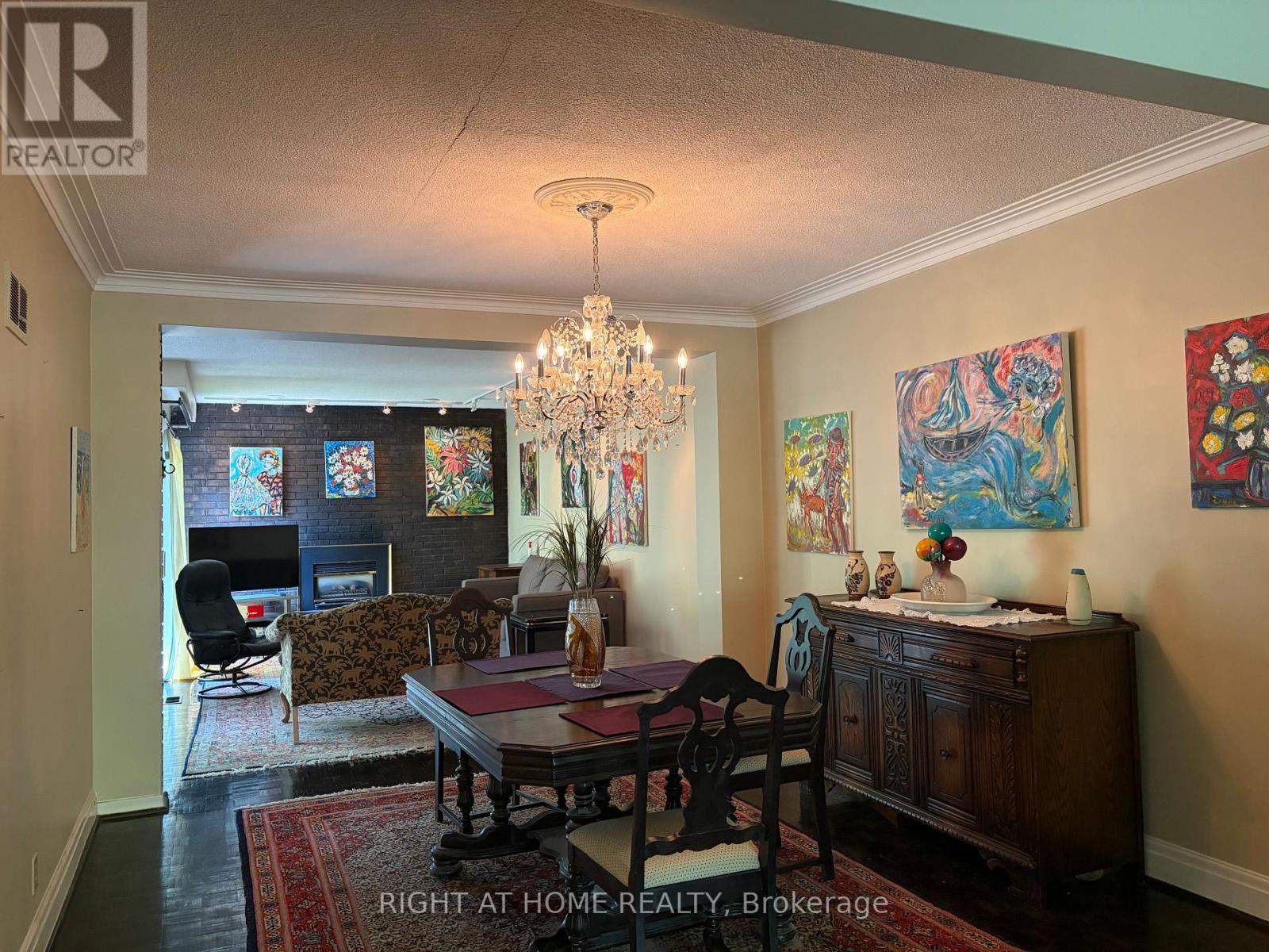36 Forest Wood, Toronto, ON