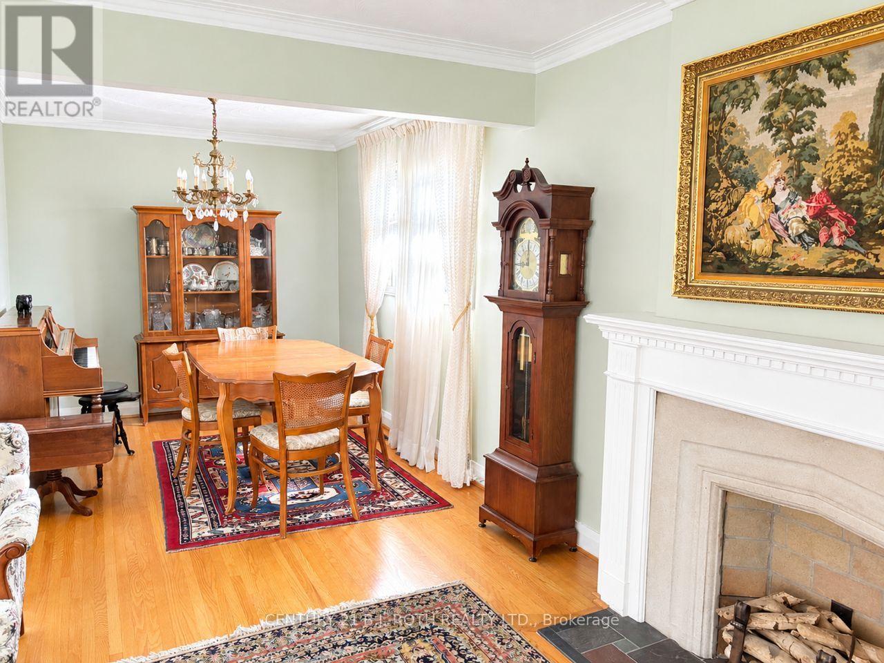 33 Lewiston Road, Toronto, ON