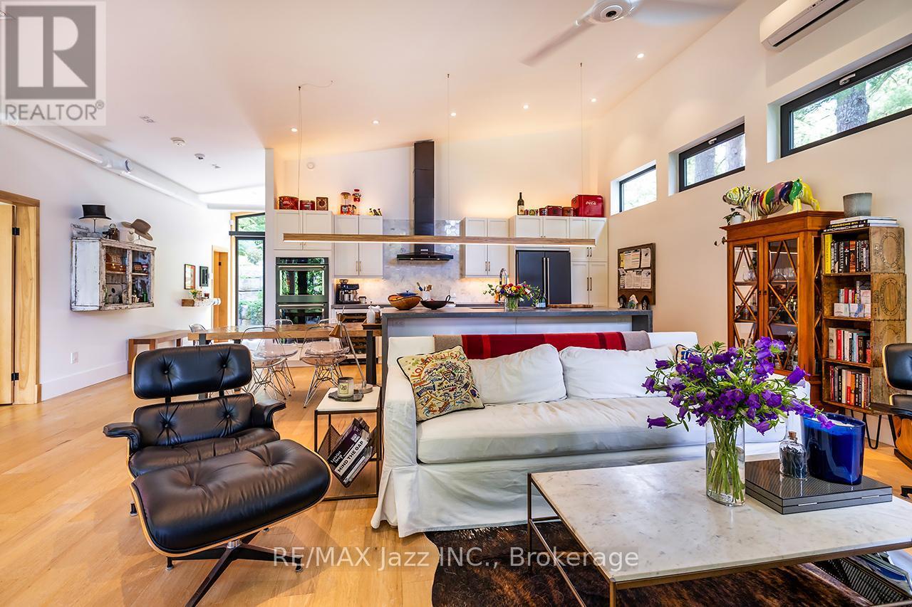 88 Brock Road, North Kawartha, ON