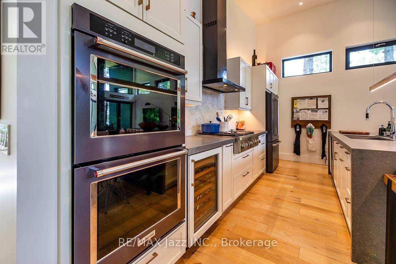 88 Brock Road, North Kawartha, ON