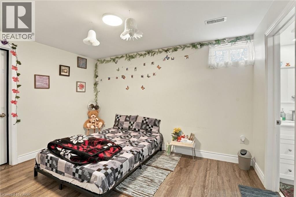 261 Federal Street, Hamilton, ON