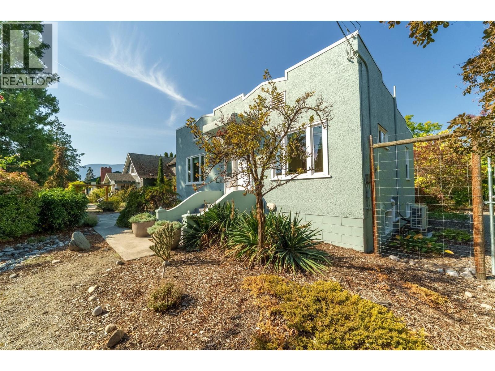 913 Moosejaw Street, Penticton, BC