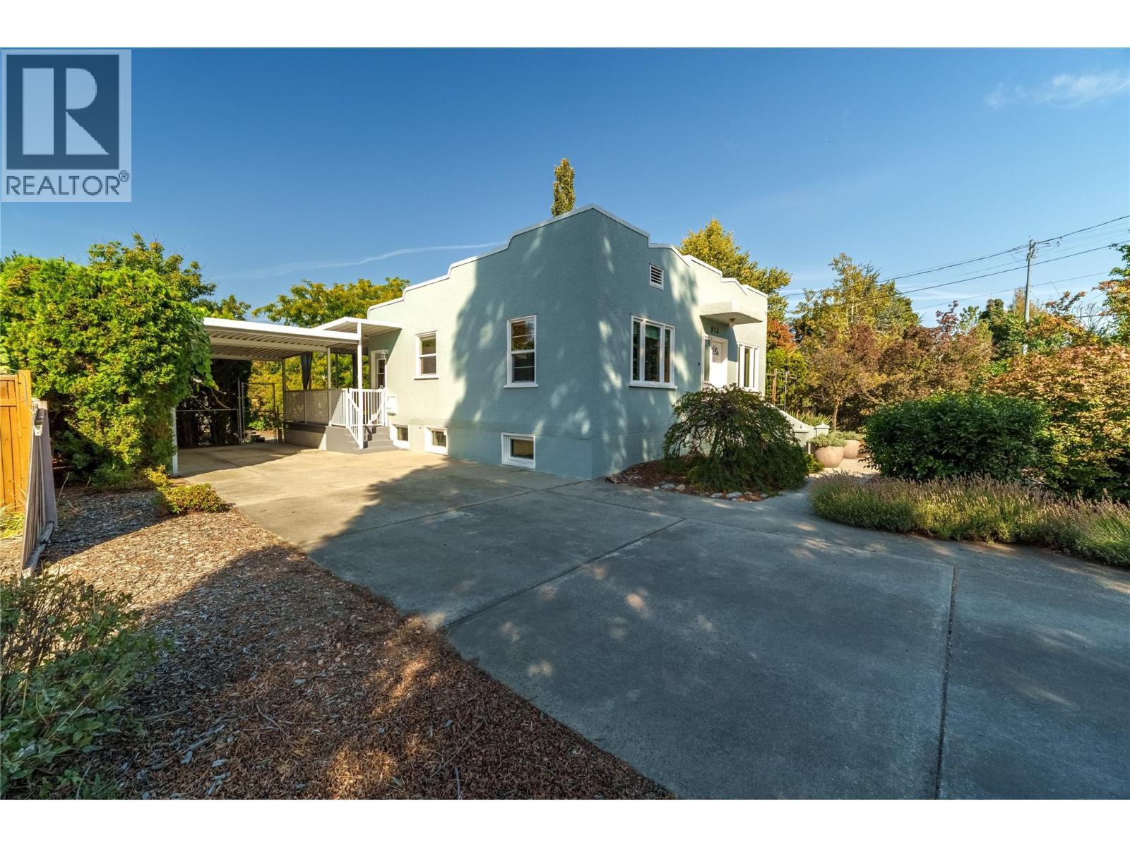 913 Moosejaw Street, Penticton, BC
