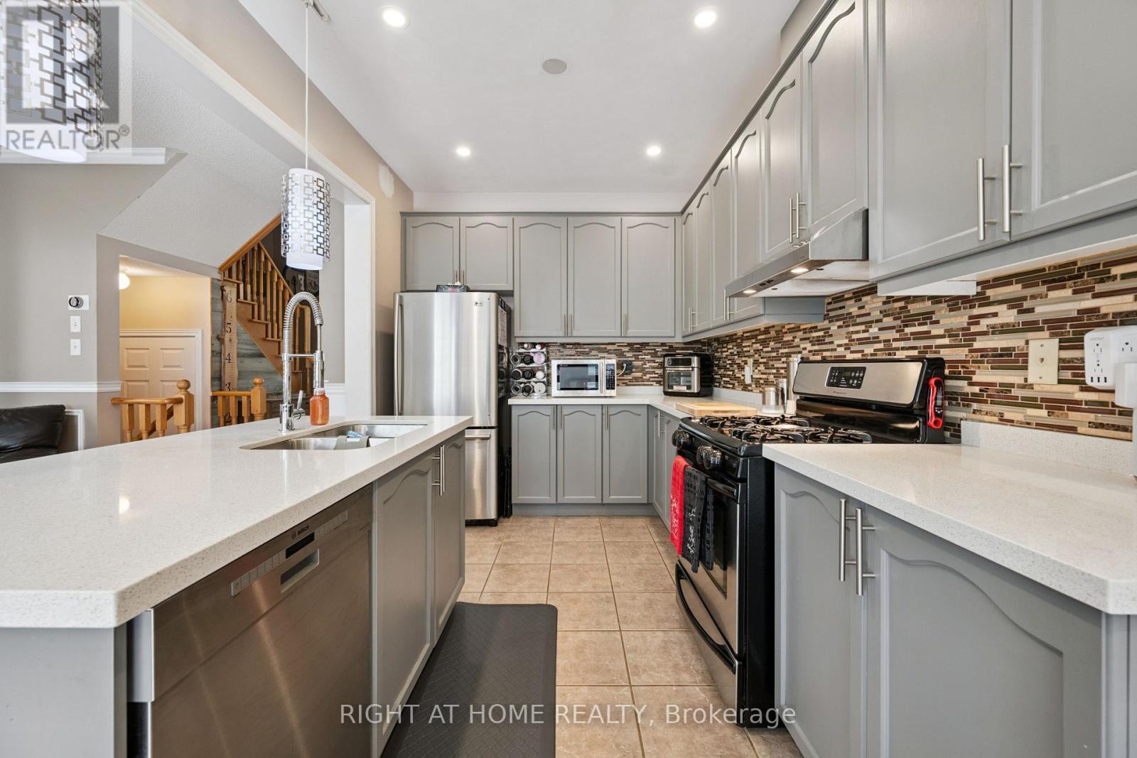 20 Percy Gate, Brampton, ON