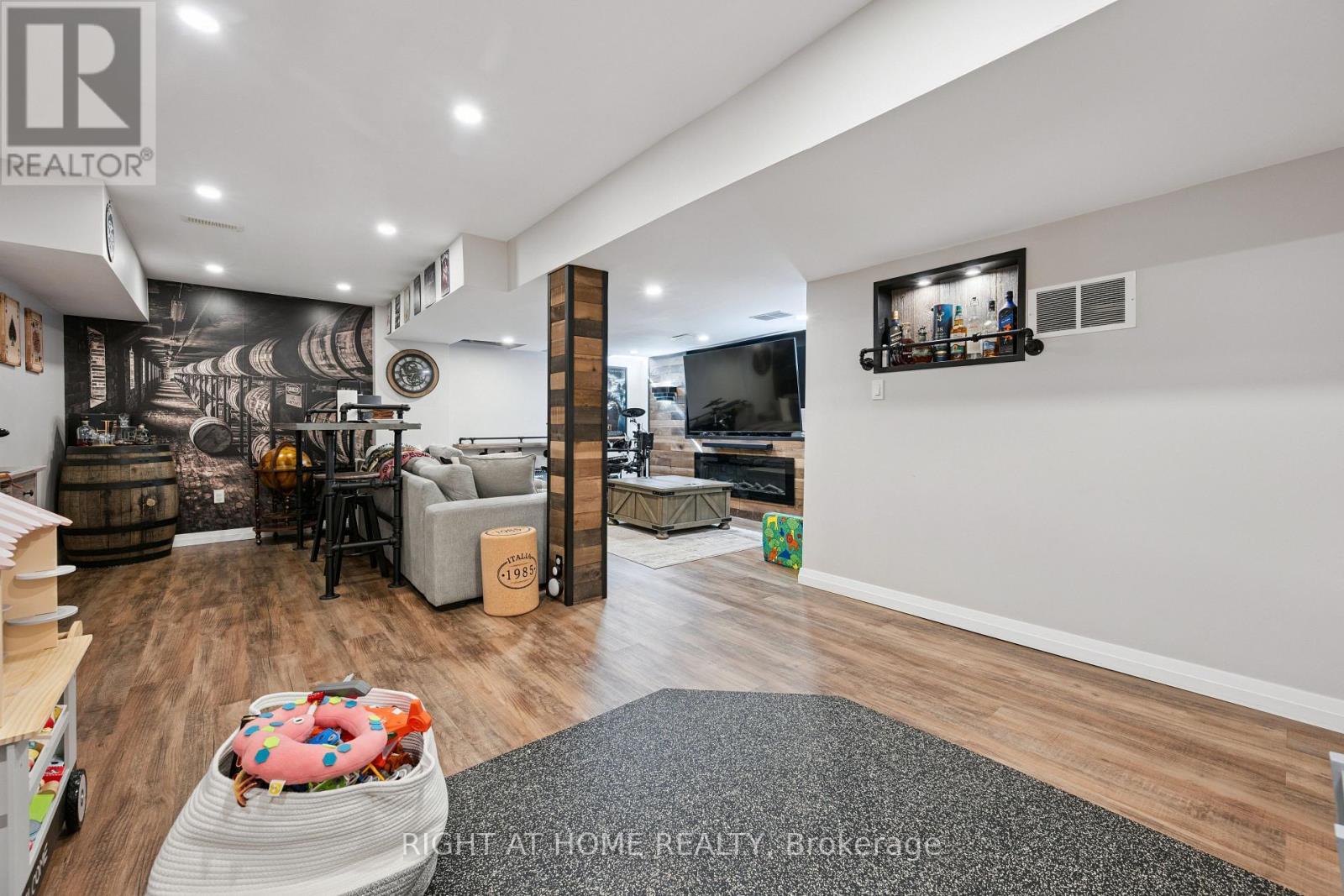 20 Percy Gate, Brampton, ON