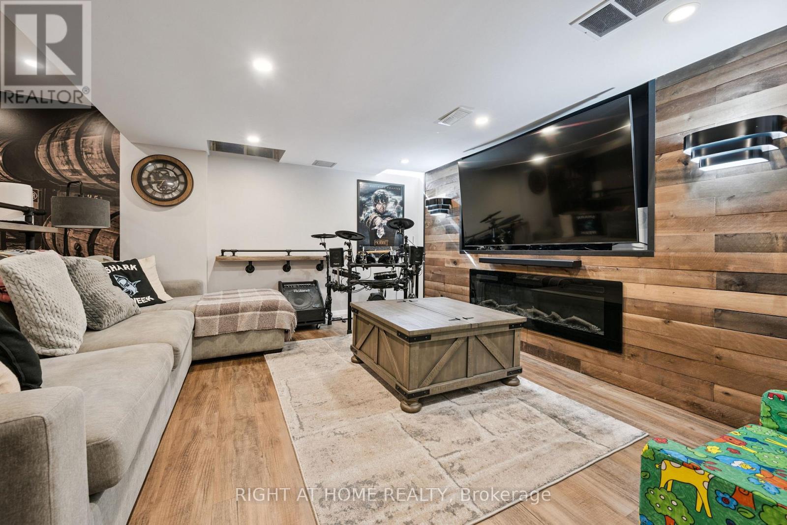 20 Percy Gate, Brampton, ON