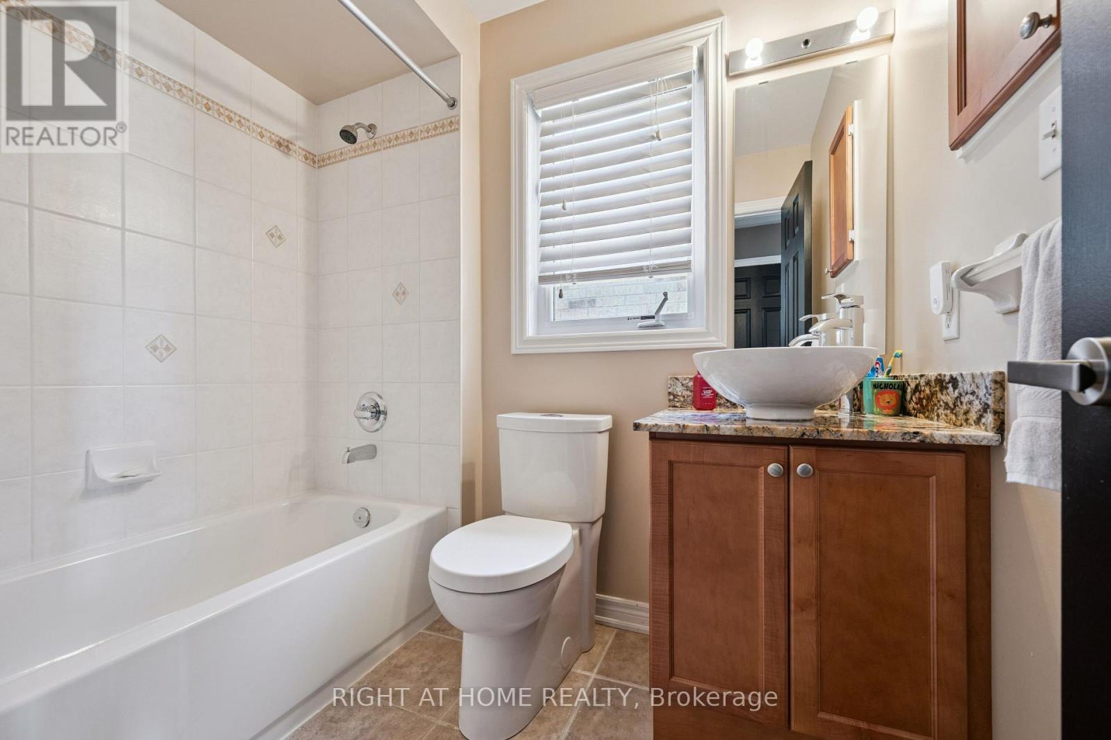 20 Percy Gate, Brampton, ON