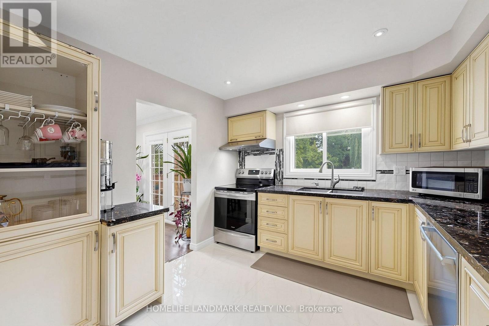 4132 Celia Court, Burlington, ON